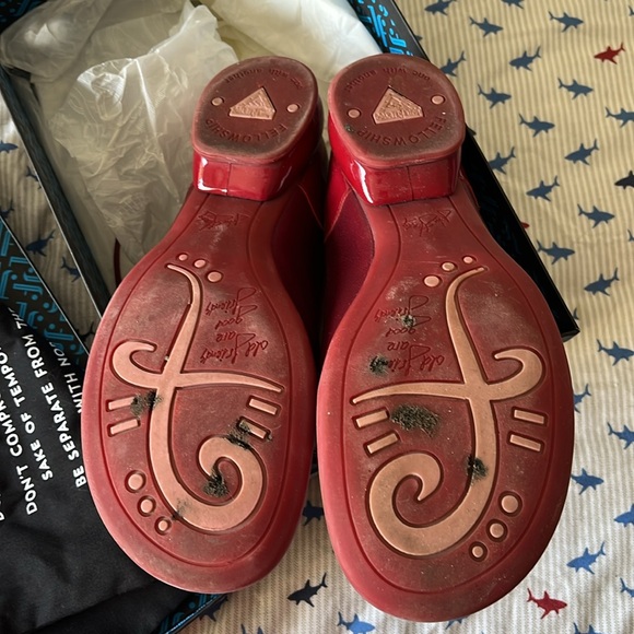 Beautiful condition Fluevog Darby’s with pink foil and red patent. - Picture 2 of 8